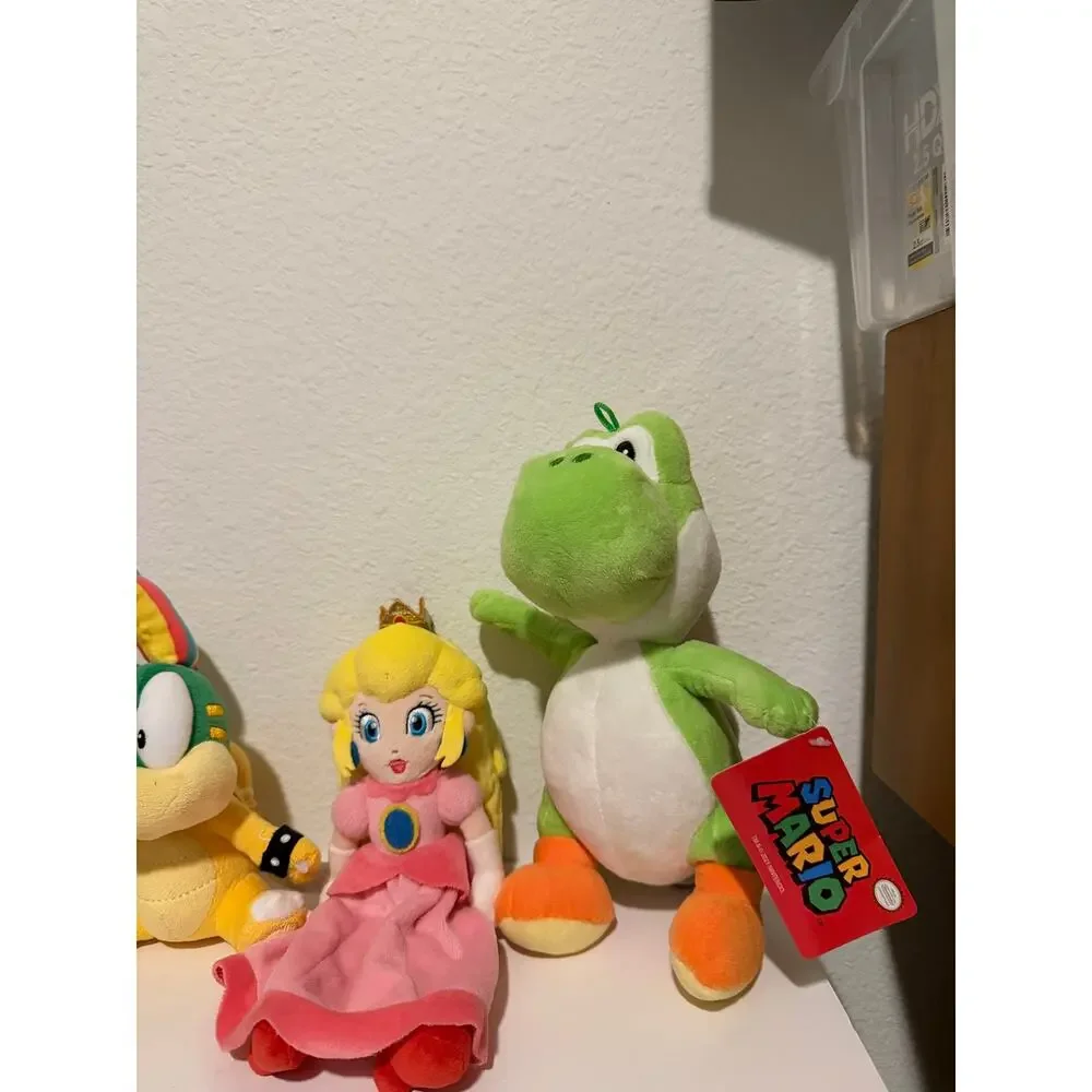 Super Mario Bros Nintendo Stuffed Plush Lot of 5 Mario Yoshi Lemmy Koopa peaches